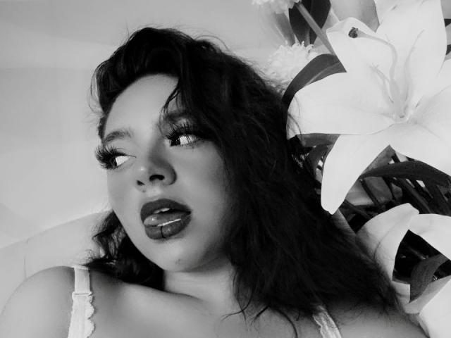 TifannyBlue - Live porn &amp; sex cam - 15184162