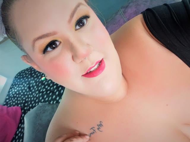 GiaMorryss - Live sex cam - 15195782