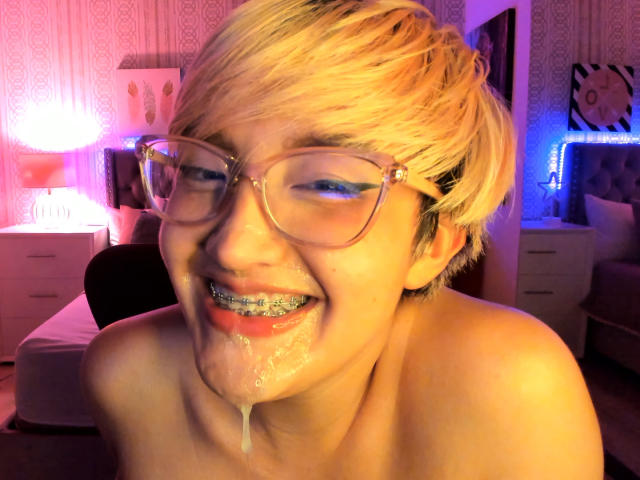 NaraSuarez - Élő pornó és szexkamera - 15217354