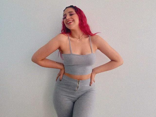MaluFerrero - Live sex cam - 15218702