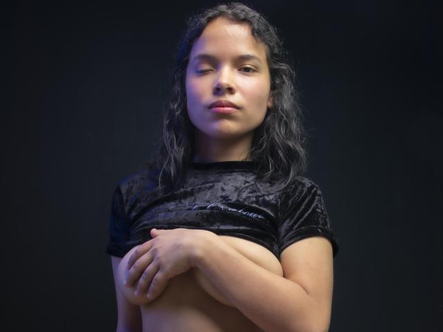 Emiilie - Live porn &amp; sex cam - 15221058