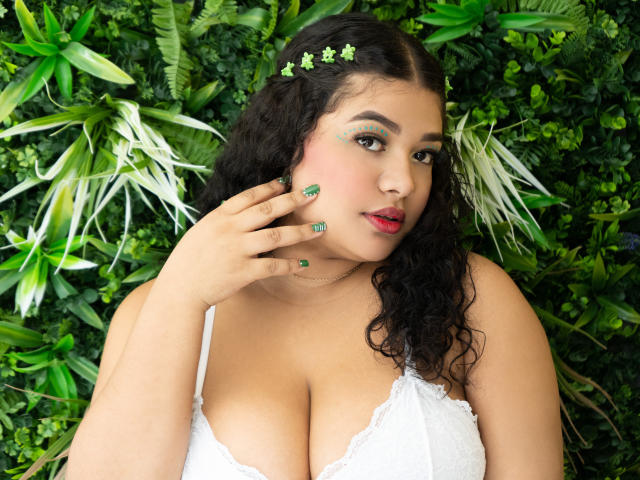 TiffanyKarkamashian - Live sex cam - 15224954