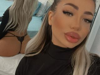 AvaXBella - Live porn &amp; sex cam - 15229722