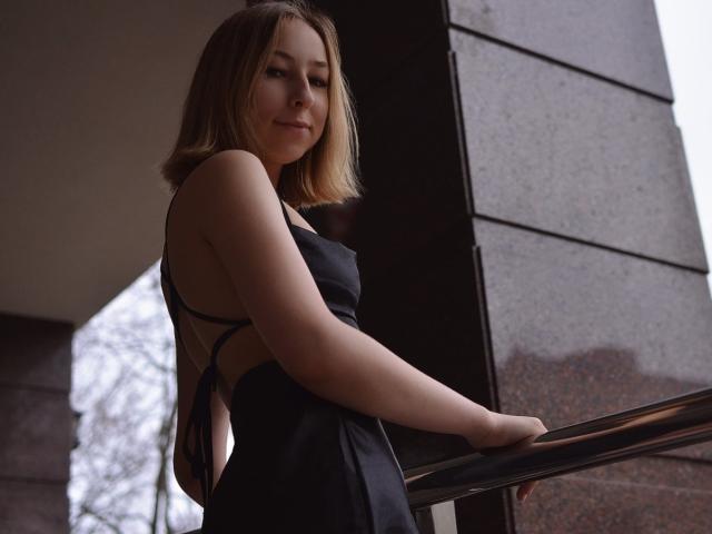 SoniaFugors - פורנו בשידור חי ומצלמת סקס - 15232706