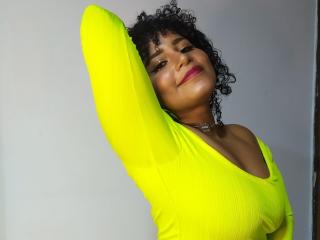 ArtemisaBrownKm - Sexe cam en vivo - 15233702