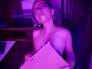 NicolettaRyan - Camera khiêu dâm &amp; quyến rũ trực tiếp - 15247194