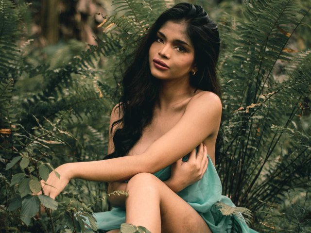 AdrianaQueenTS - Camera khiêu dâm &amp; quyến rũ trực tiếp - 15251818