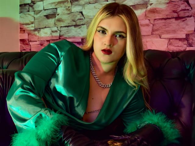 FiorellaStrong - ライブポルノ&amp;セックスカム - 15255022