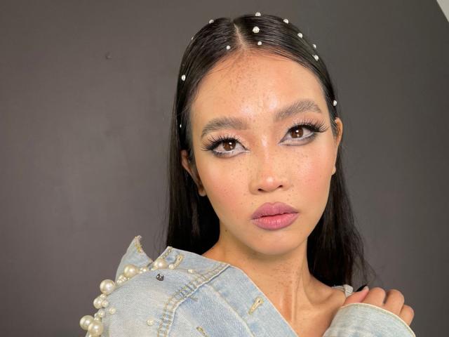 ErikaUniverse - Camera khiêu dâm &amp; quyến rũ trực tiếp - 15260646