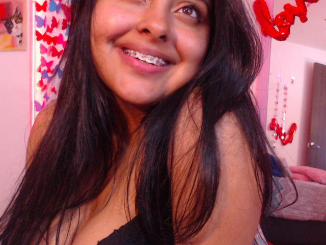 AngelaRoggers - Live porn &amp; sex cam - 15266618