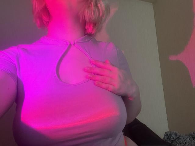 Polinka - Live porn &amp; sex cam - 15271978