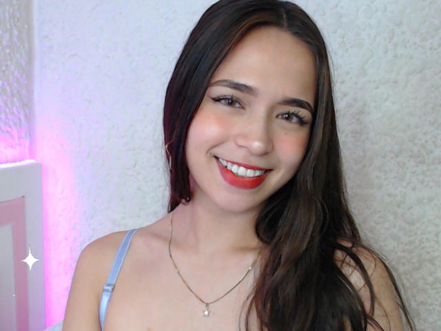 EmilySweety - Live sex cam - 15281938