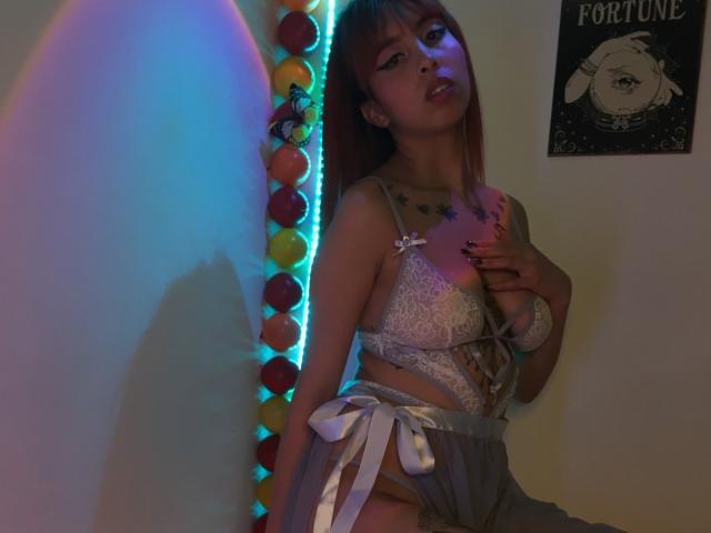 SamanthaMorgan - Live sex cam - 15284414