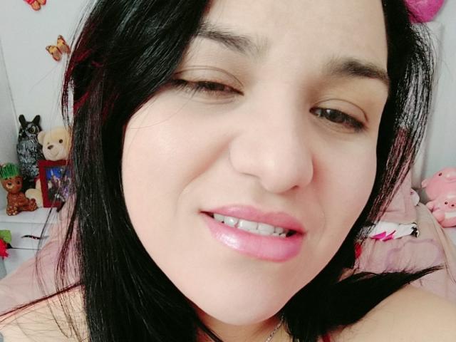 VivianaThomson - Élő pornó és szexkamera - 15287810