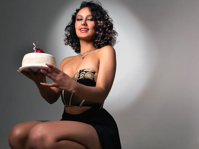 FloraSaenz - Live sex cam - 15290106