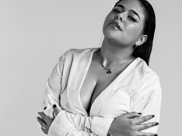 ElenaGommy - Live porn &amp; sex cam - 15295834