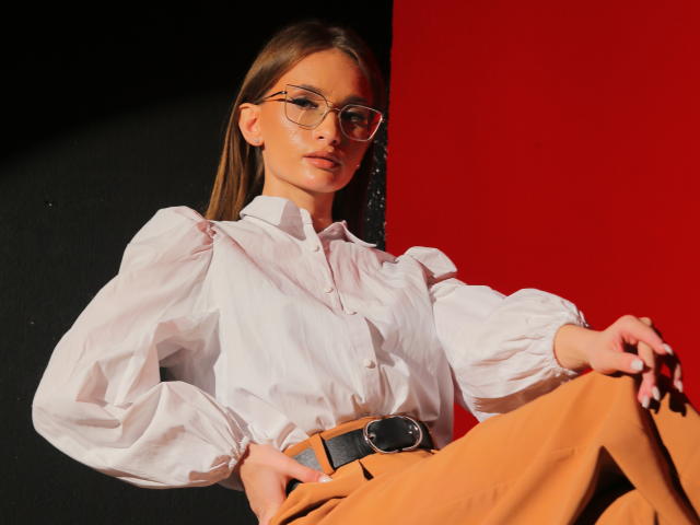 EmmaMilner - сексуальная веб-камера в реальном времени - 15313938