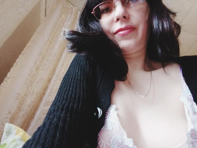 DiamondLeona - פורנו בשידור חי ומצלמת סקס - 15314534