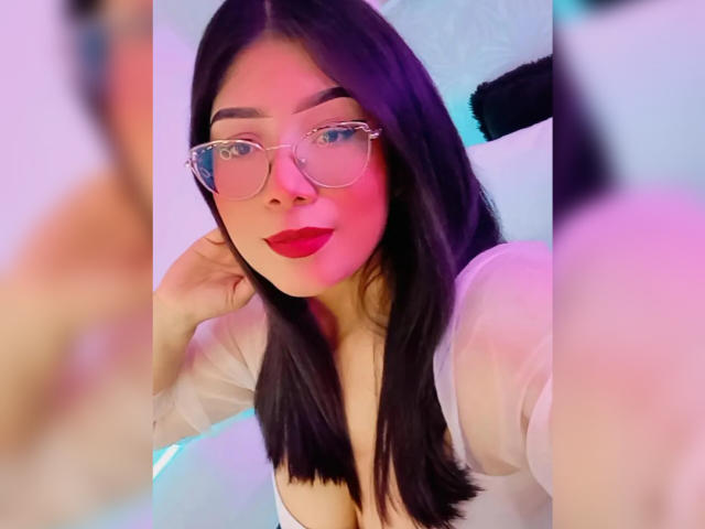 AlessaJames - Sexe cam en vivo - 15321546