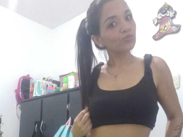 AngelinaRosse - Live sex cam - 15329178