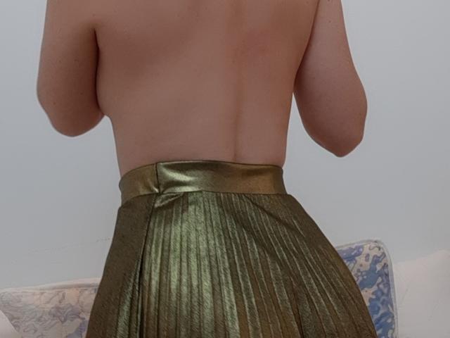 AliceRossi - Live porn &amp; sex cam - 15329538