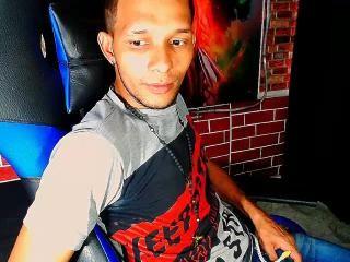 GregWilli - Live porn &amp; sex cam - 15334162