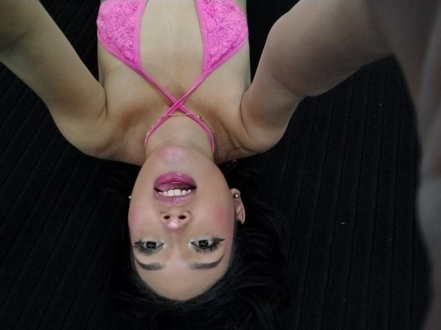 HallyColleman - сексуальная веб-камера в реальном времени - 15334354