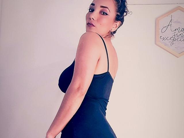 AmberDemons - Élő pornó és szexkamera - 15340962