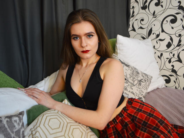 LeilaJennings - Live Sex Cam - 15344526