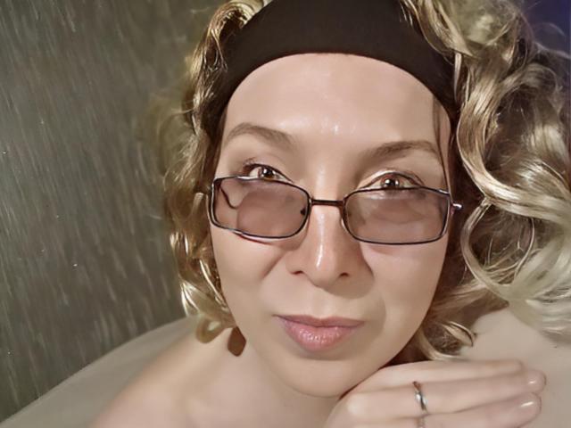 IrunchaArt - Élő pornó és szexkamera - 15349966