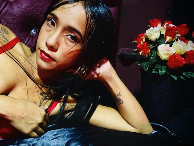 KhloeNastyX - сексуальная веб-камера в реальном времени - 15351954