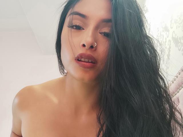 EmilyV - Live sex cam - 15352526