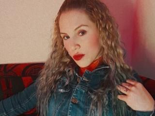 LucyVelez - Live sex cam - 15354466