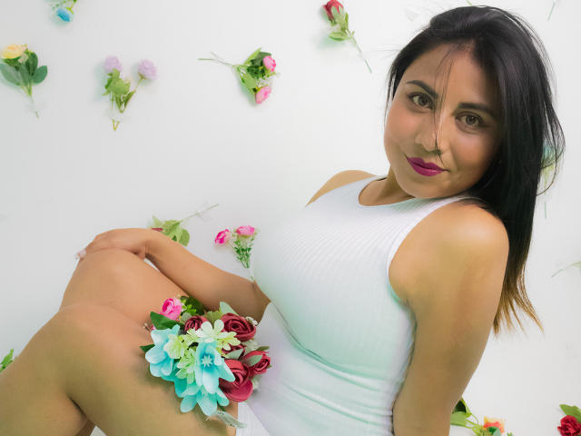 OliviaMorrys - Sexe cam en vivo - 15355586