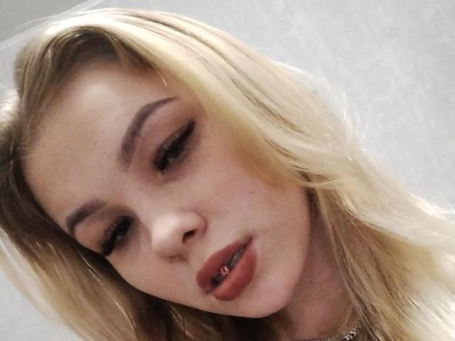 TinaDora - Sexe cam en vivo - 15366802