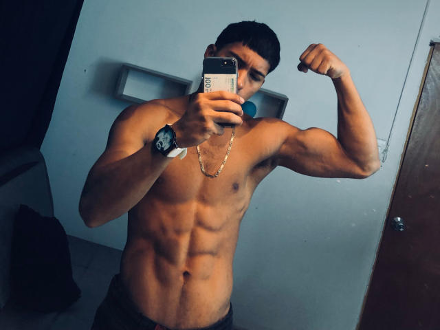 MaxVega - Live porn &amp; sex cam - 15367474