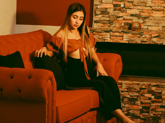 SamanthaBenson - Sexe cam en vivo - 15370426