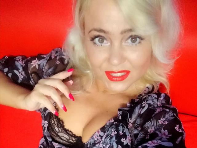 LoriHot - сексуальная веб-камера в реальном времени - 15373362