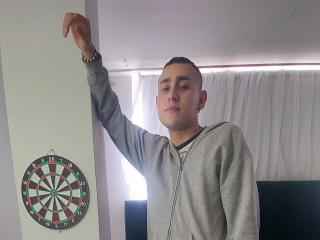 CamiloArangoo - Live porn &amp; sex cam - 15375630