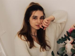 ElizaSaner - Live porn &amp; sex cam - 15389686