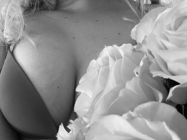 SugarrX - Live porn &amp; sex cam - 15399262