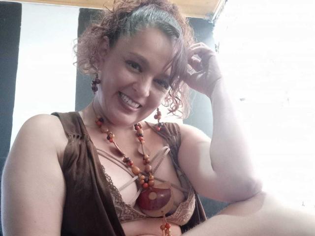 AmandaHolt - Live porn &amp; sex cam - 15402390