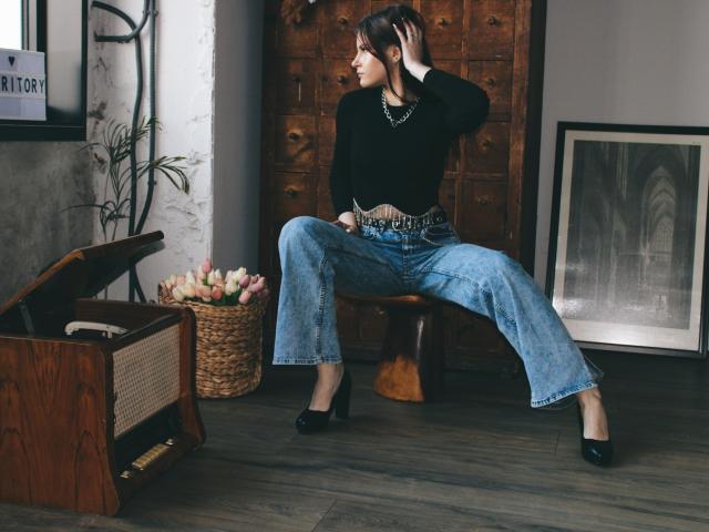 MollyTravis - сексуальная веб-камера в реальном времени - 15402698