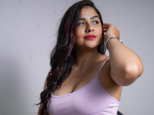 AntonellaJensen - Sexe cam en vivo - 15423598