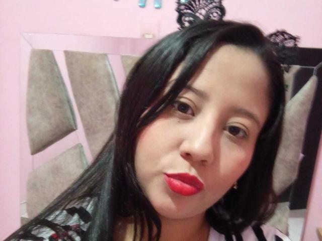 MiahSingerr - Live porn &amp; sex cam - 15440378