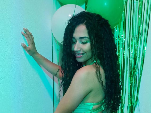 EmmaParkerr - Sexe cam en vivo - 15440674