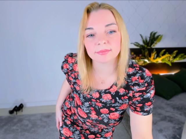 ReganLovely - Live sex cam - 15442810