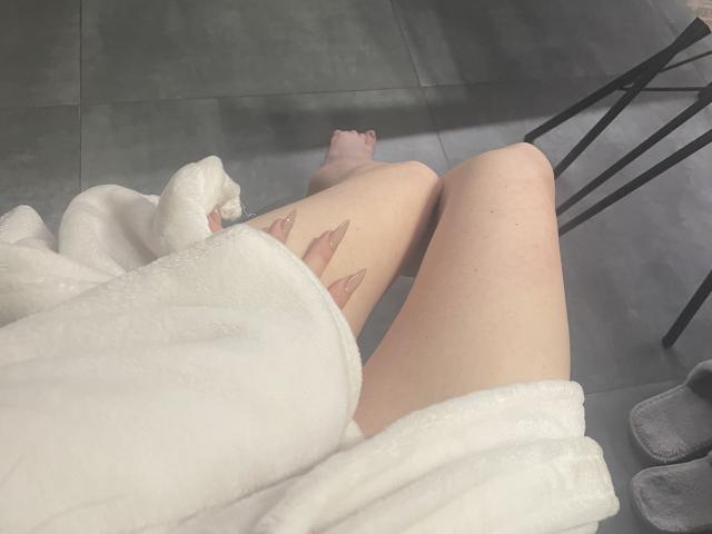 RozalinaPleasure - Live sex cam - 15453434