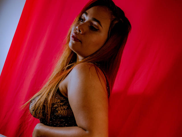 JuliethRomero - Live sex cam - 15456382