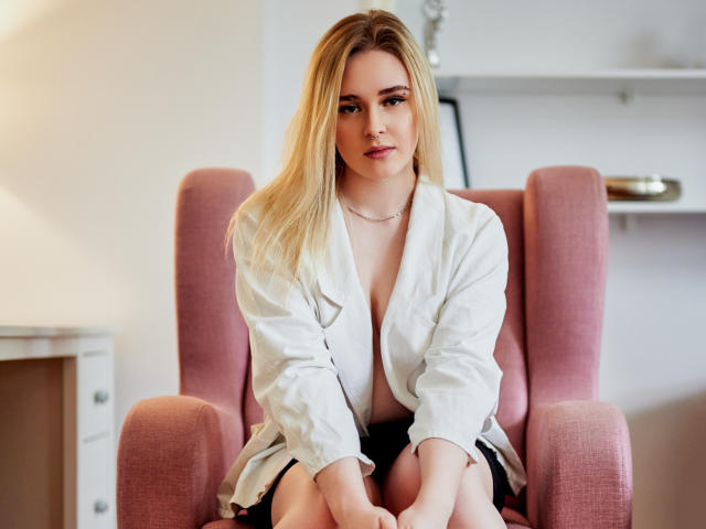 CarmenShow - Live porn &amp; sex cam - 15467066